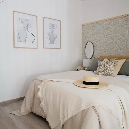 Cosy Estudio Junto A La Playa De El Palo Sinese Design